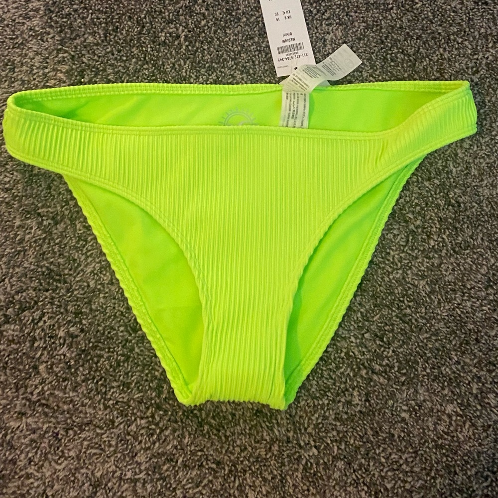 Neon bikini bottoms!!!